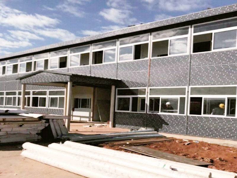 豪华四坡活动房